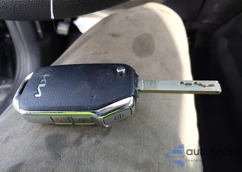 2022 Kia Sorento Lx z USA, uszkodzony, nr VIN 5XYRG4LC1NG155853